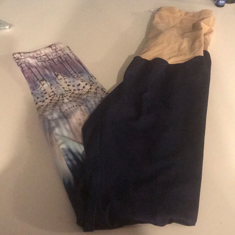 NWT Motherhood Maternity Leggings/ Yoga Pants